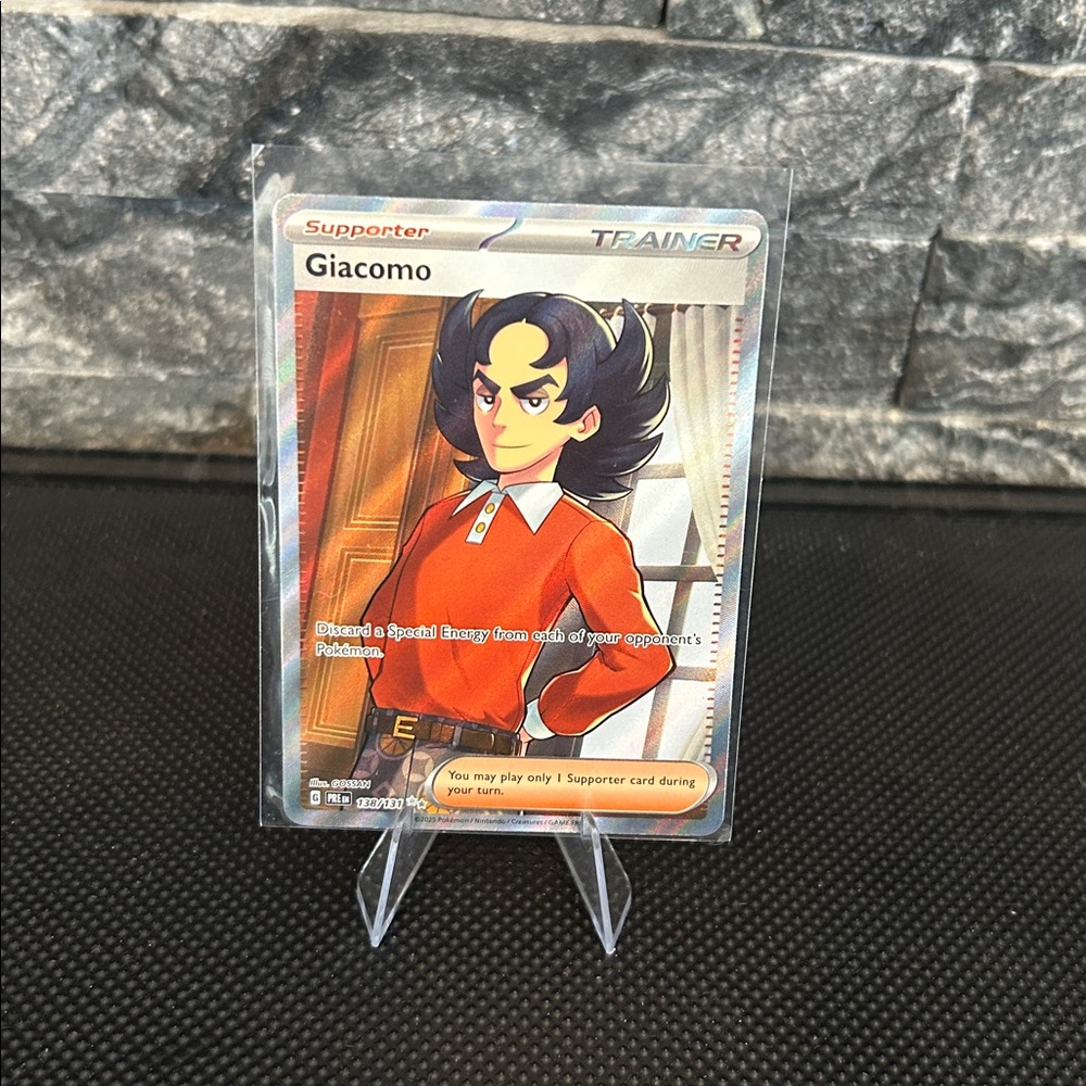 Pokemon Giacomo 138/131 Full Art Trainer from‎ Prismatic Evolutions Set M/NM